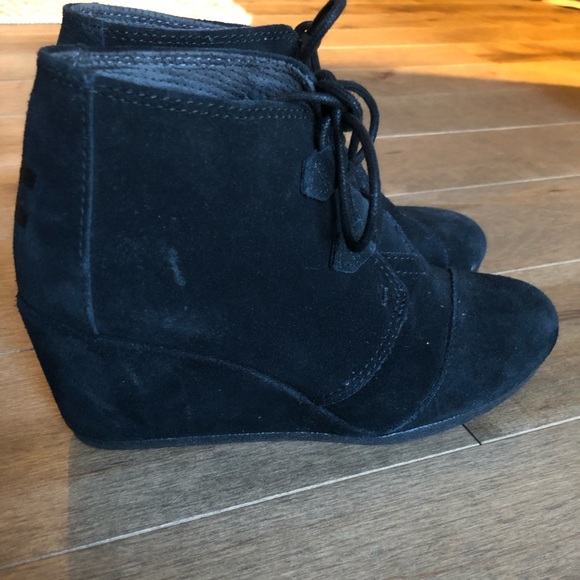 Tom’s Black Suede Kala Booties - Picture 3 of 6
